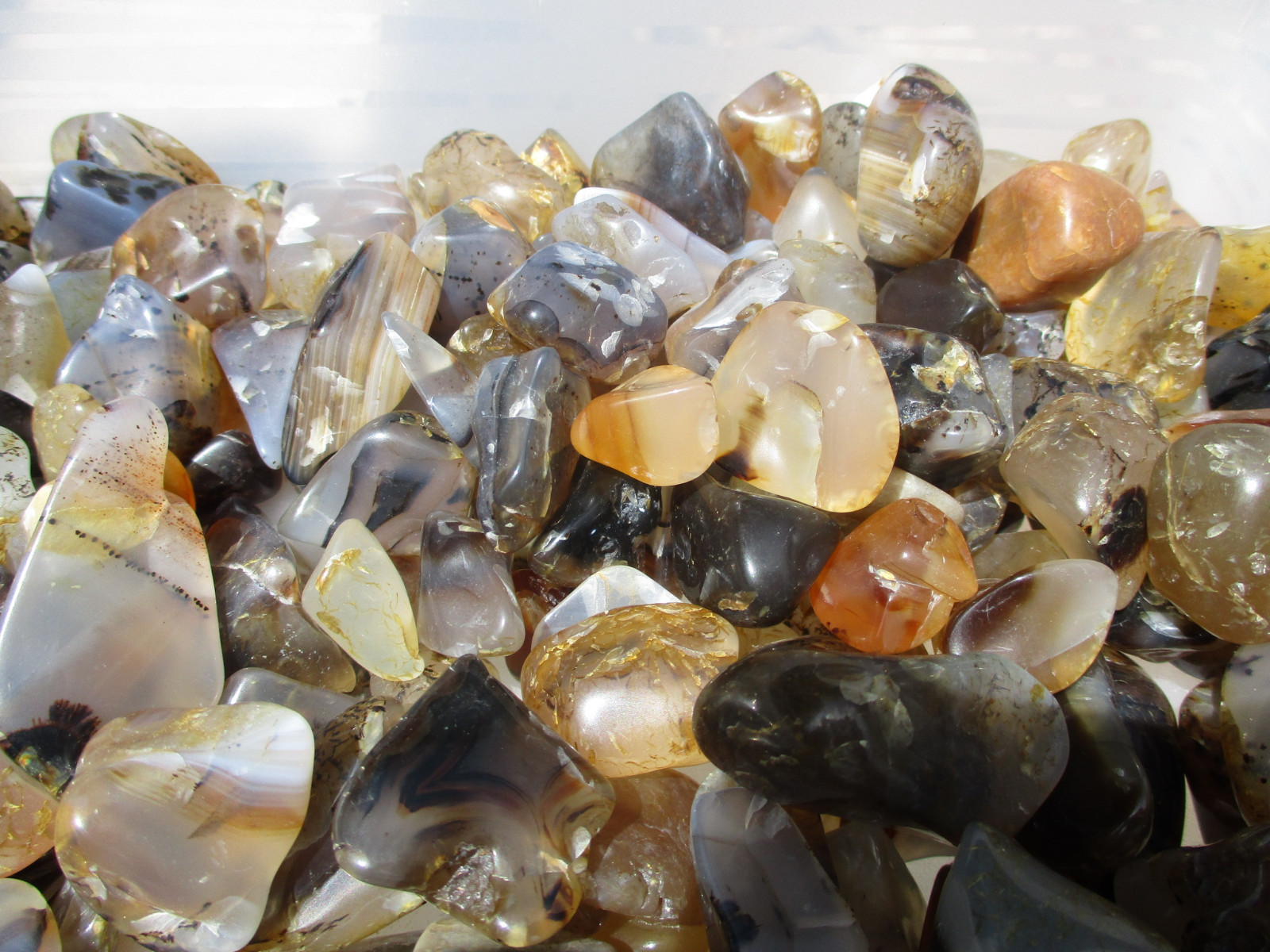 4 1/2 pounds of polished semi precious stones mostly montana agate (c)