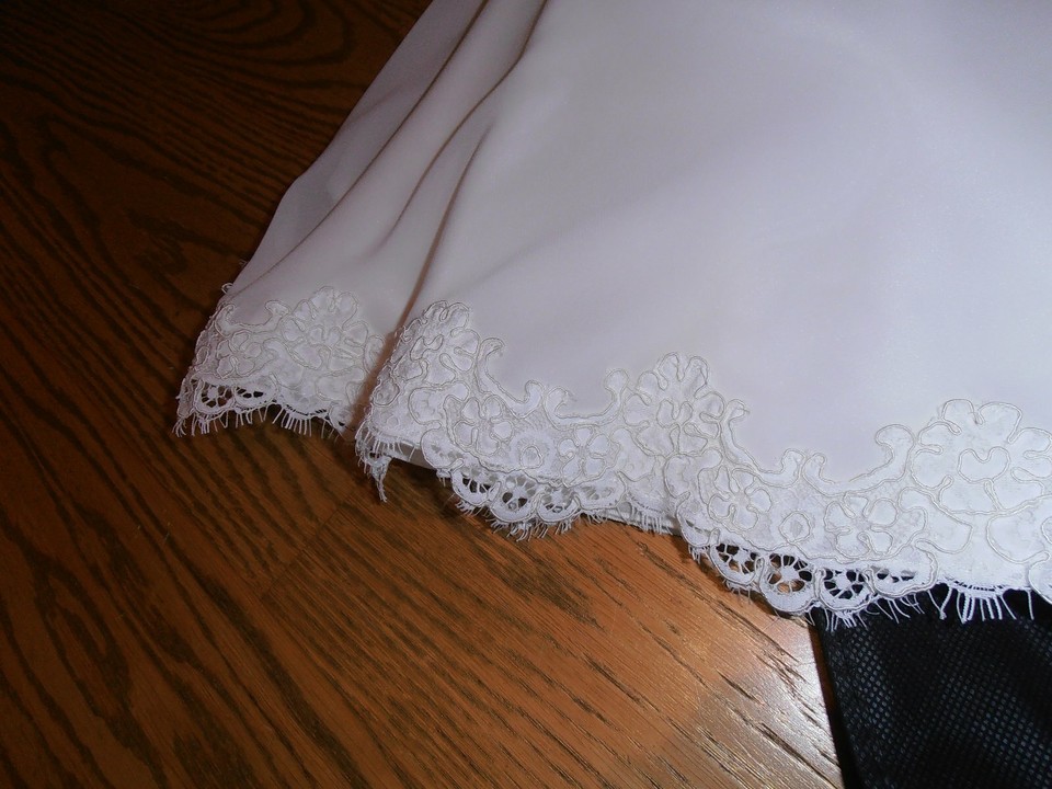 Brautkleid 36 mit Bolero von Uwe Herrmann Dresden in ...
