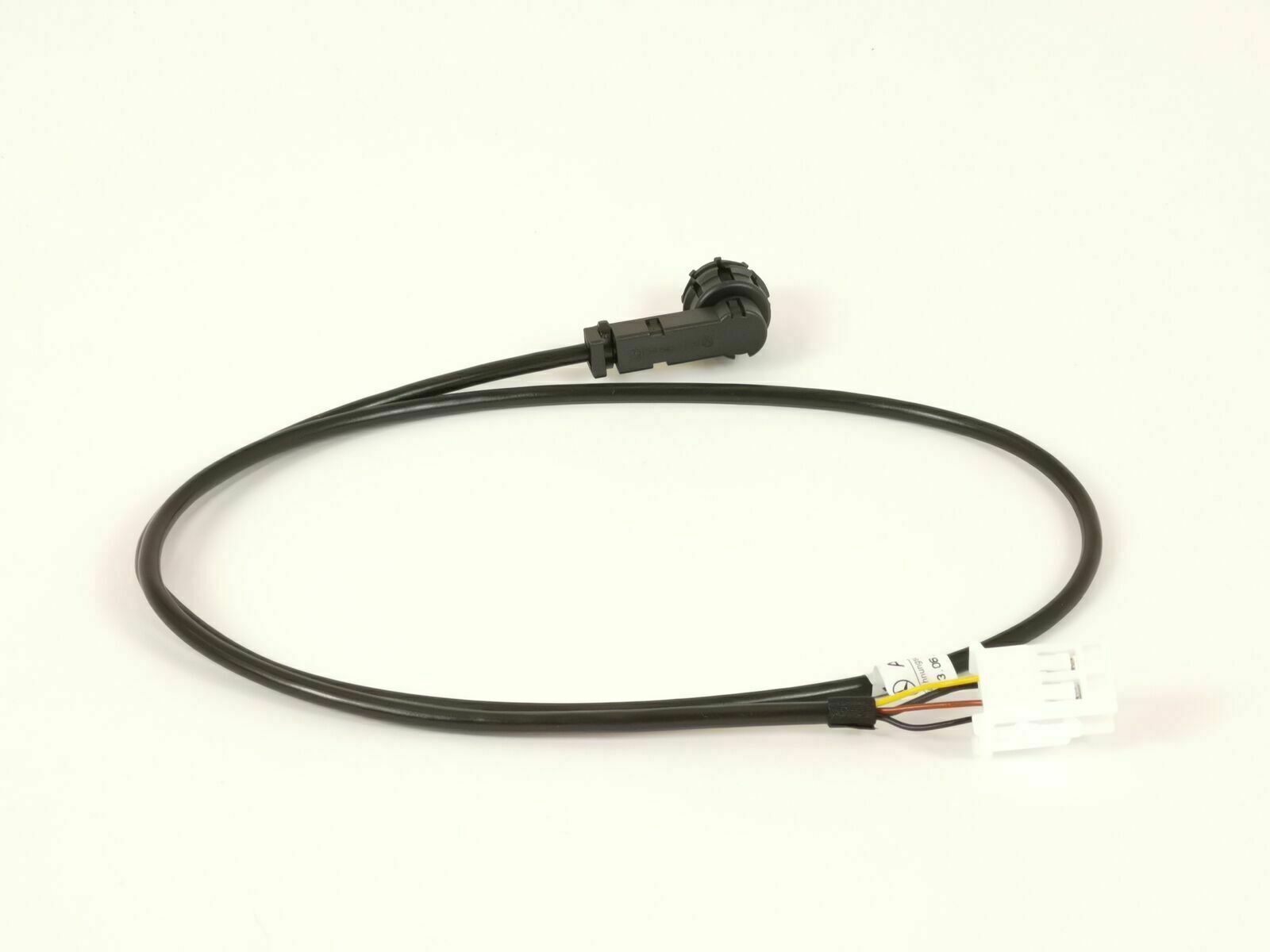 W203 aux cable discount