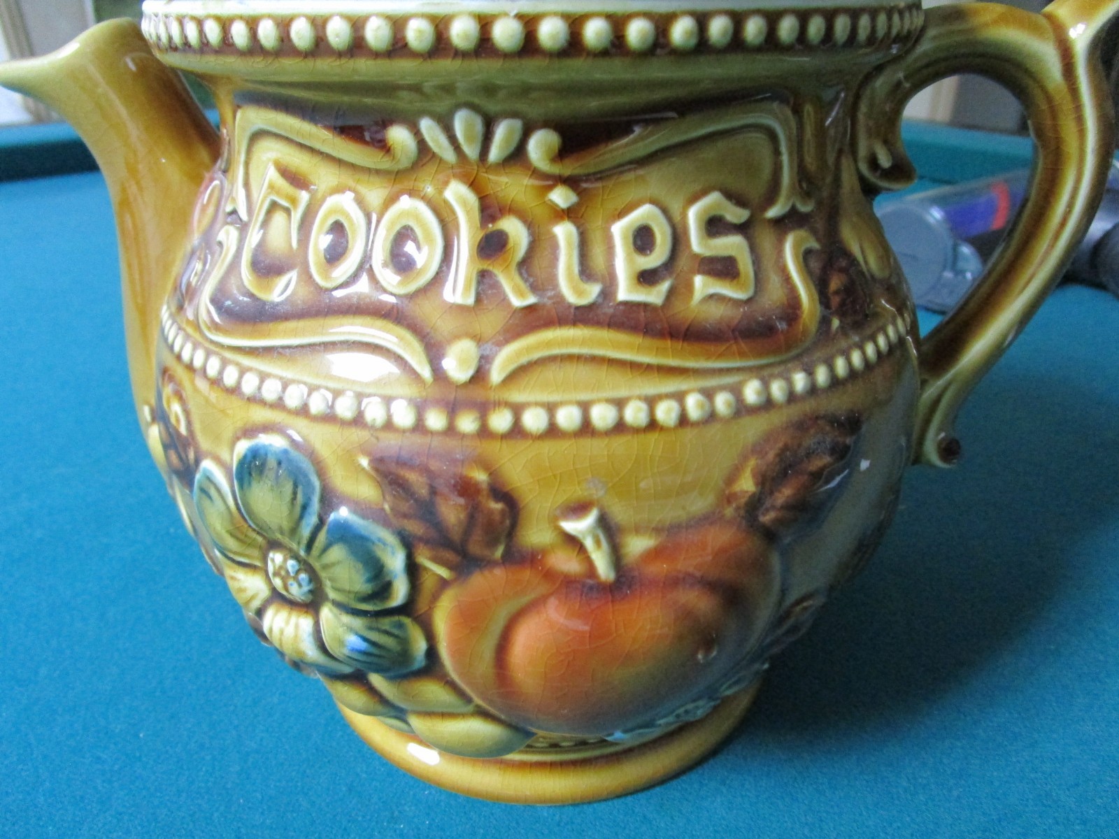 CERAMIC VINTAGE YELLOW COOKIE JAR TEA POT SHAPE 10 1/2" [POTT3] theantiquerschest