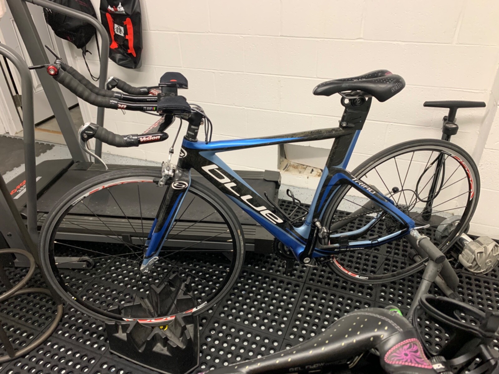 Blue Triad Carbon Triathlon Bike Size XS