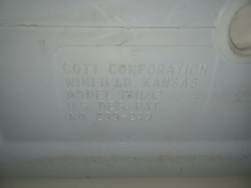 Vintage Rubbermaid GOTT  Sportcooler- Lunch Box Ice Chest