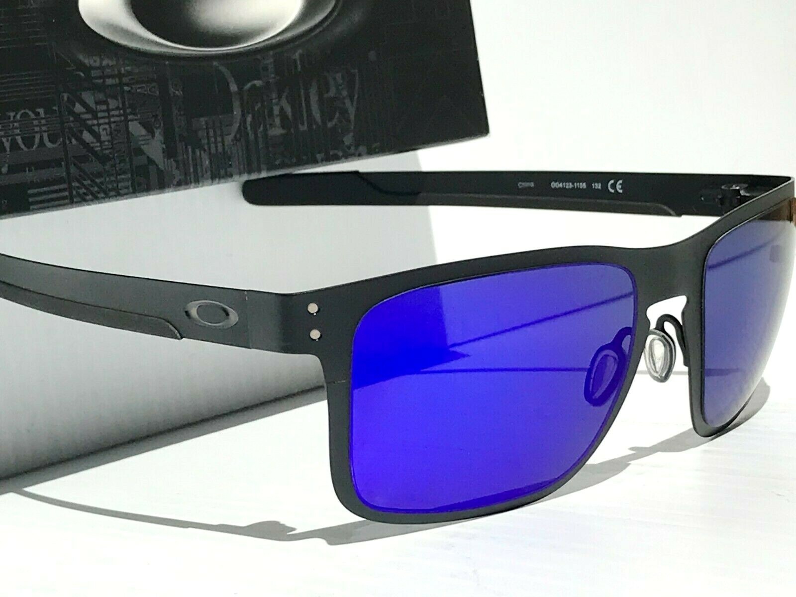 Pre-owned Oakley Holbrook Metal Matte Black Polarized Galaxy Blue Sunglass 4123 In Gray