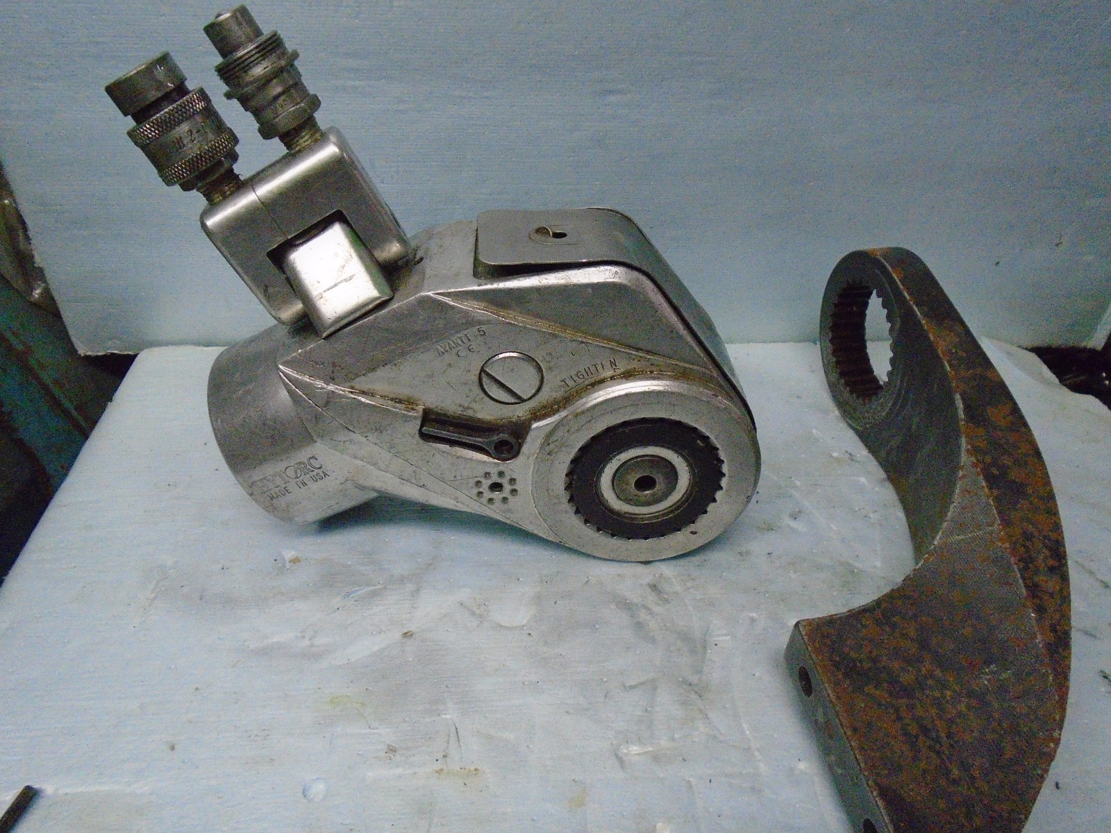 HYTORC Avanti 5 Hydraulic Torque Wrench 1-1/2