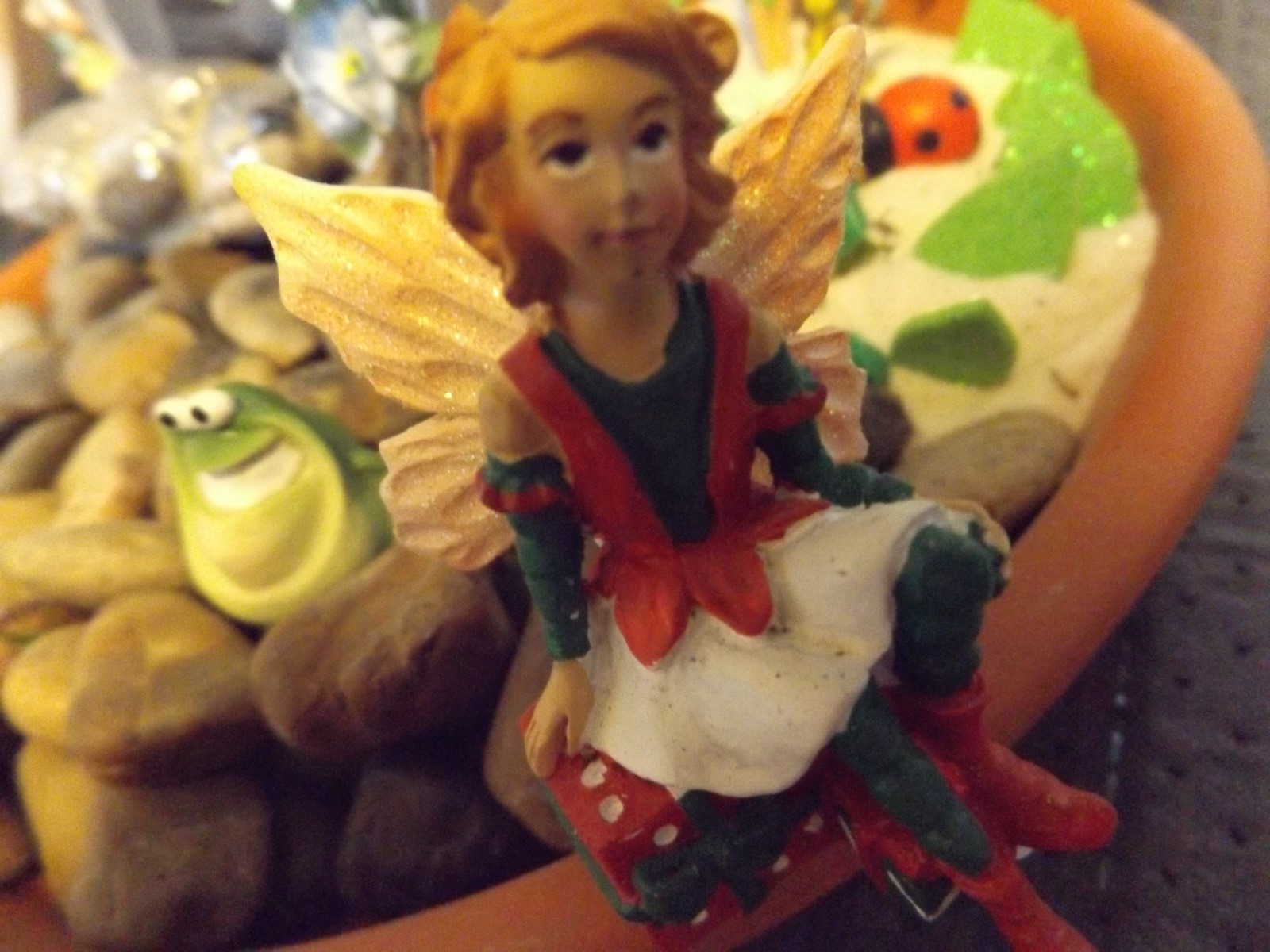 handmade fairy garden kit/complete with pot/fairies rocks.