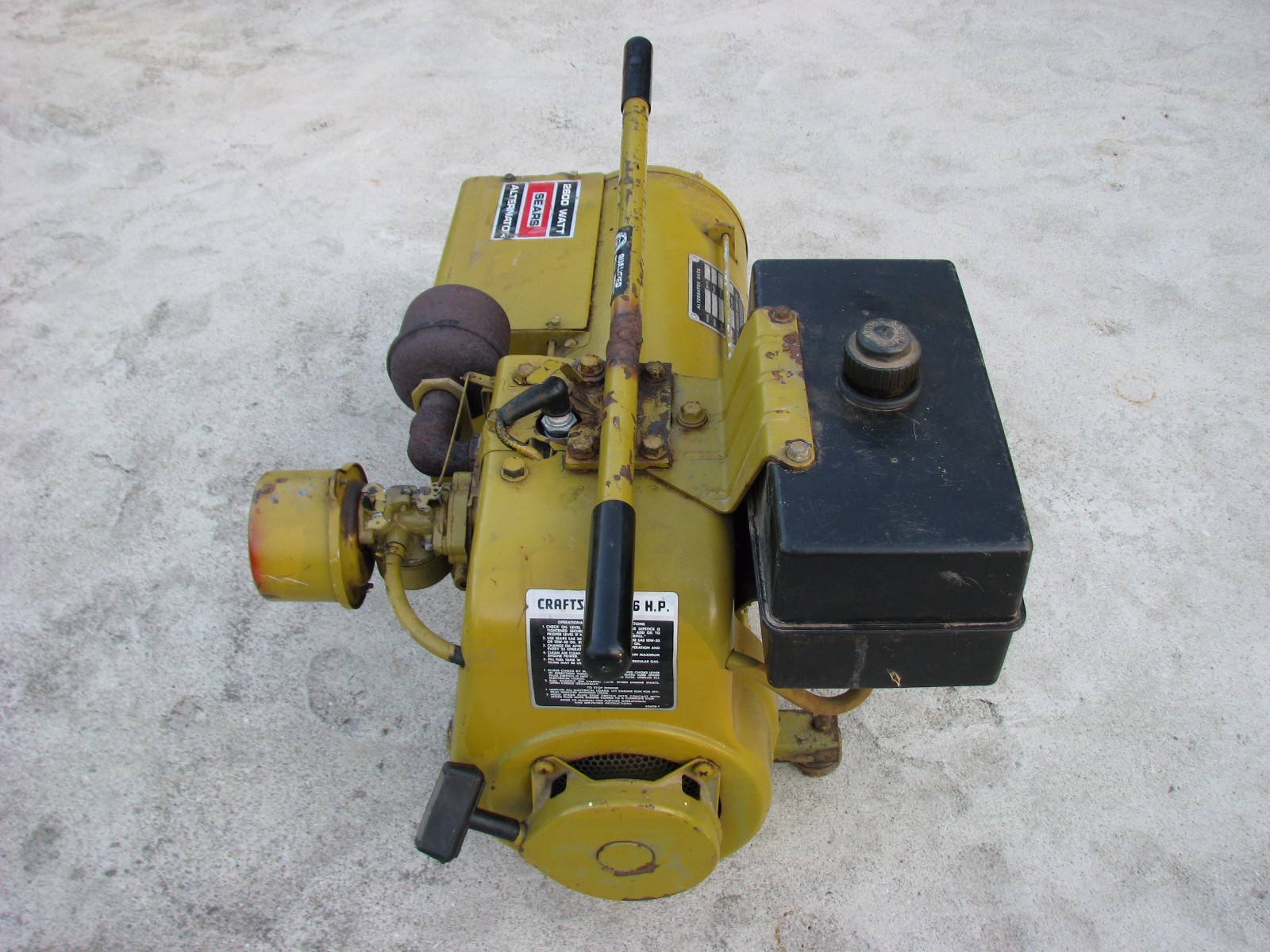 Portable Generator Sears Craftsman 2600 Watt gasoline powered camping contractor