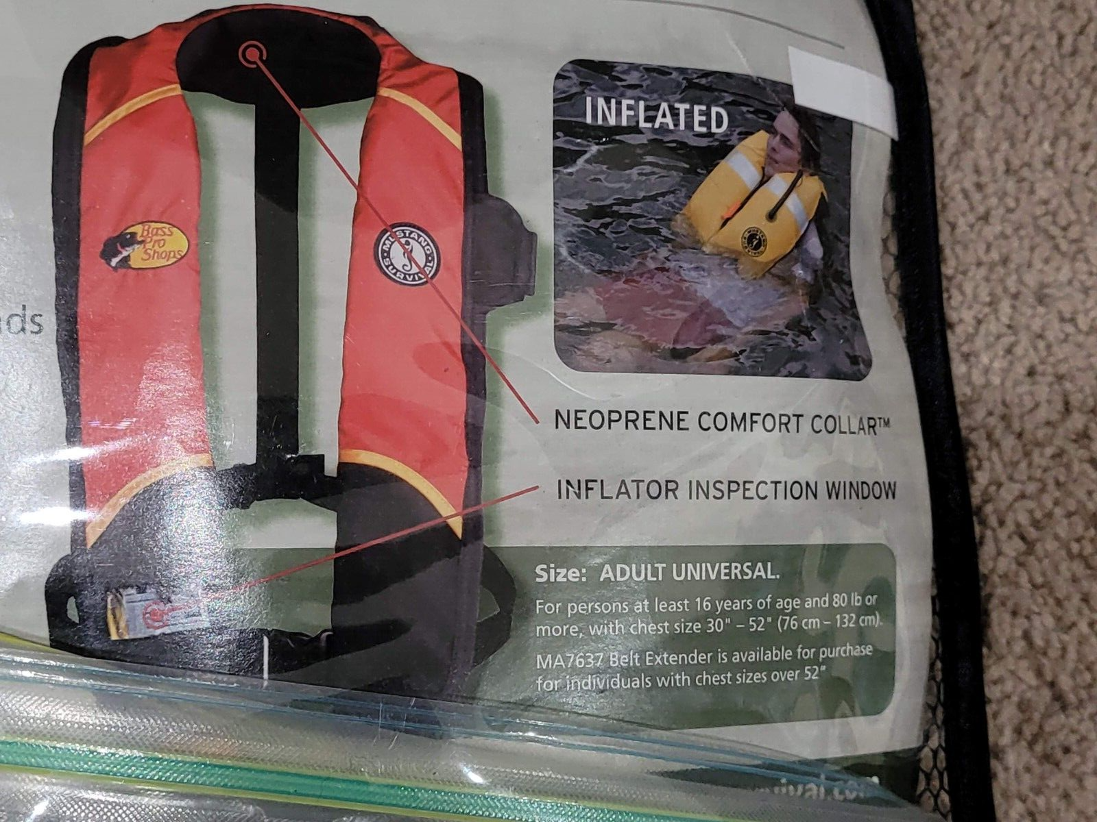 Mustang/Bass Pro Shops Automatic PFD Red/Black MD3087 XP life jacket