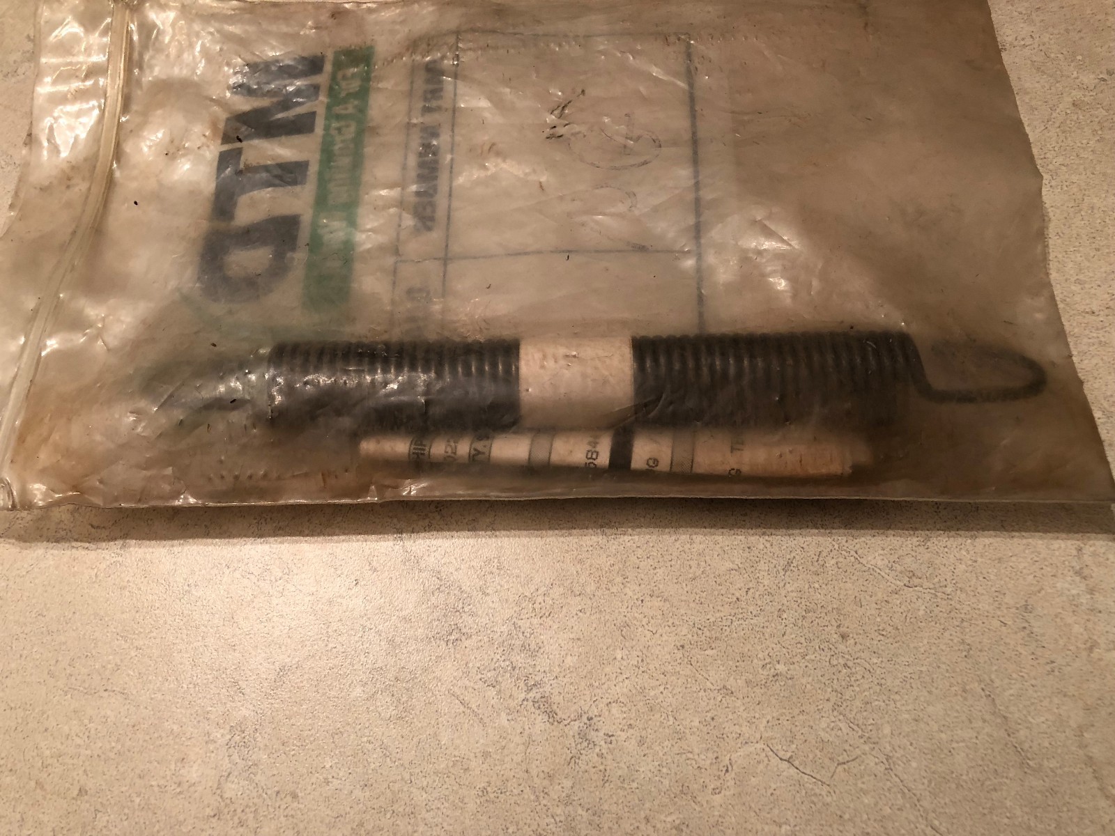NEW IN PACKAGE ORIGINAL MTD SPRING PART # 744-7209