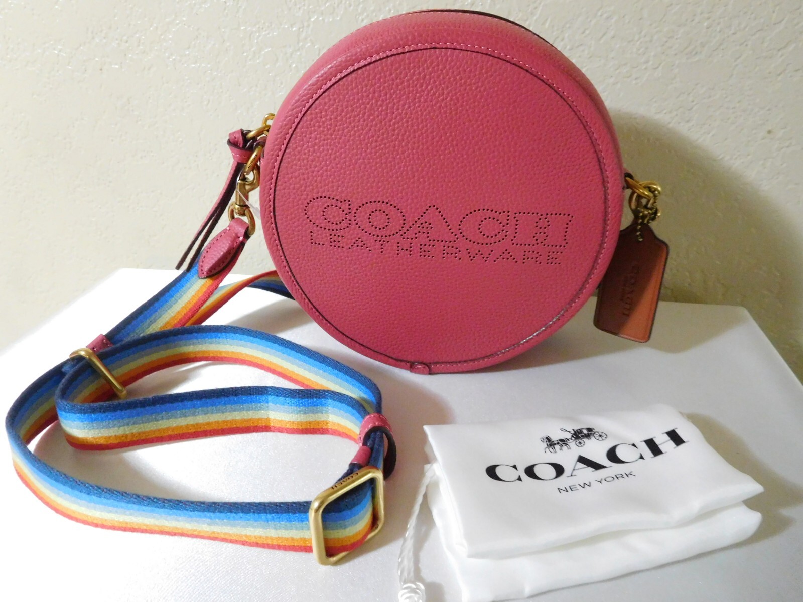 Circle coach purse sale