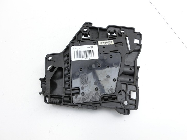 Citroen C3 II SC 09-13 5T Polklemme Plus Klemme Stützpunkt für Batterie Citroen C3 II SC 09-13 03.05.2011... Vorschau 3