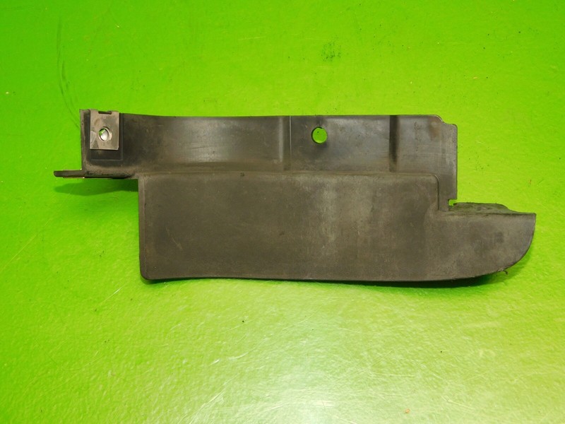 05-08 Audi A4 OEM 8E0853834 passenger rear back wheel well trim lip mud flap