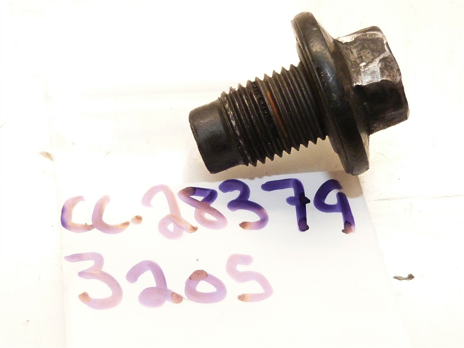 Cub Cadet 3165 3186 3204 3206 3208 3205 Tractor Transaxle Oil Drain