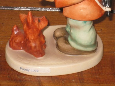 MJ Hummel Goebel Puppy Love TMK-6 Crazing on Base