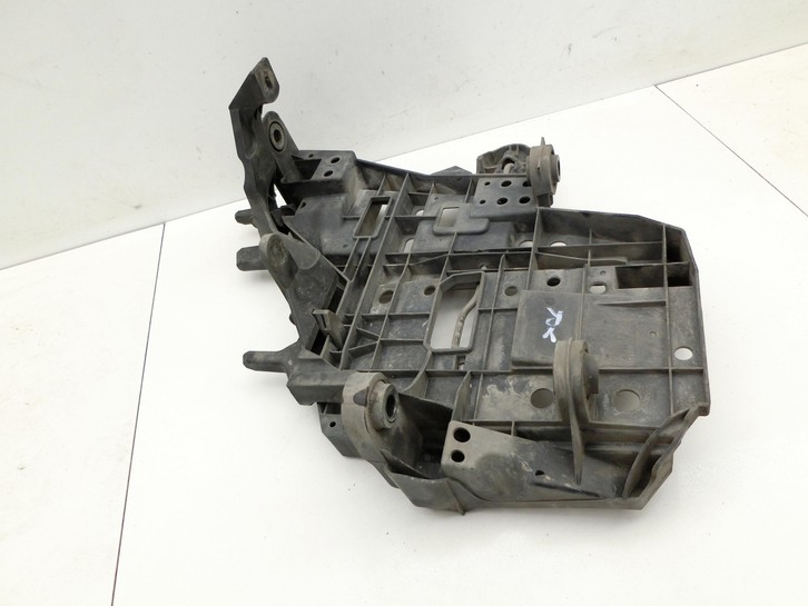 Porsche Cayenne 9PA 07-10 Halter Träger Führung Aufnahme für Scheinwerfer Rechts Vorne - Bild 3