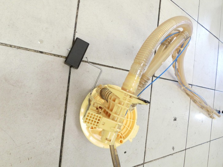 Sender Unit, fuel tank Unit for Chrysler 300C LX 05-10 - Bild 3