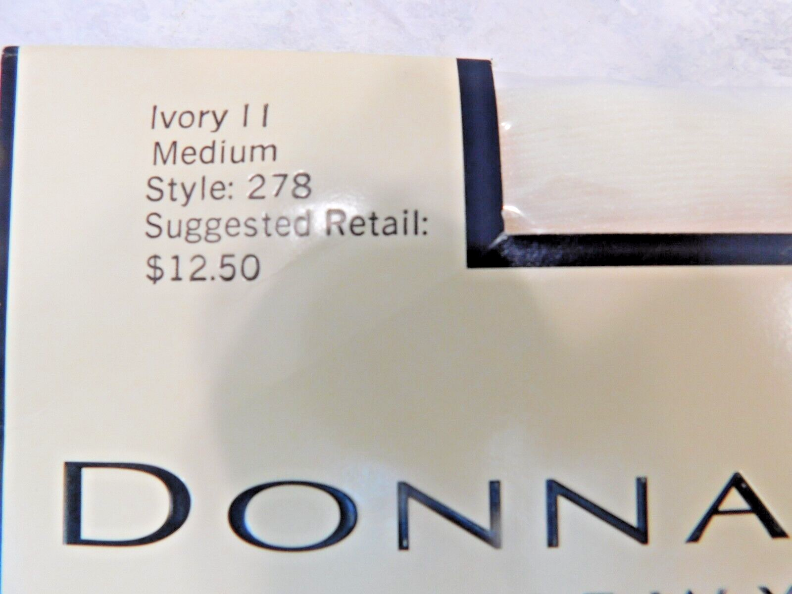 VTG Donna Karan Evening Shimmer Control Top IVORY Medium Pantyhose Hoisery