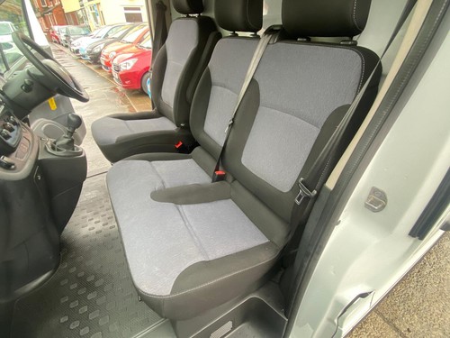 Vauxhall Vivaro image