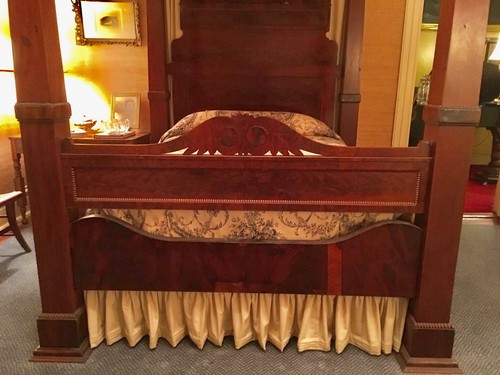 Antique Cuban Mahogany 9’ Queen Size Poster Conopy Bed 1850’s