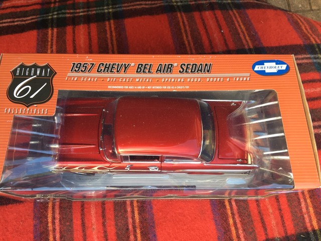 1:18 Diecast model - Highway61 1957 Chevy Belair | Collectables