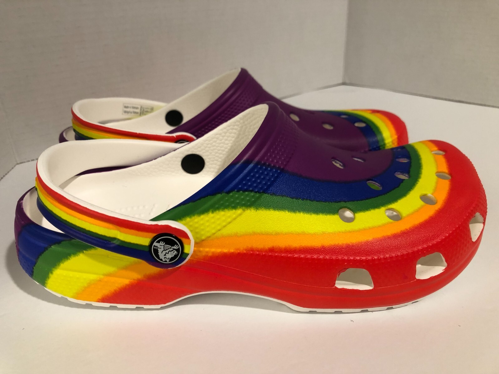 靴 crocs George pinstripe version Crocs Classic Clog Casual Rainbow Stripe Men's Shoes Size