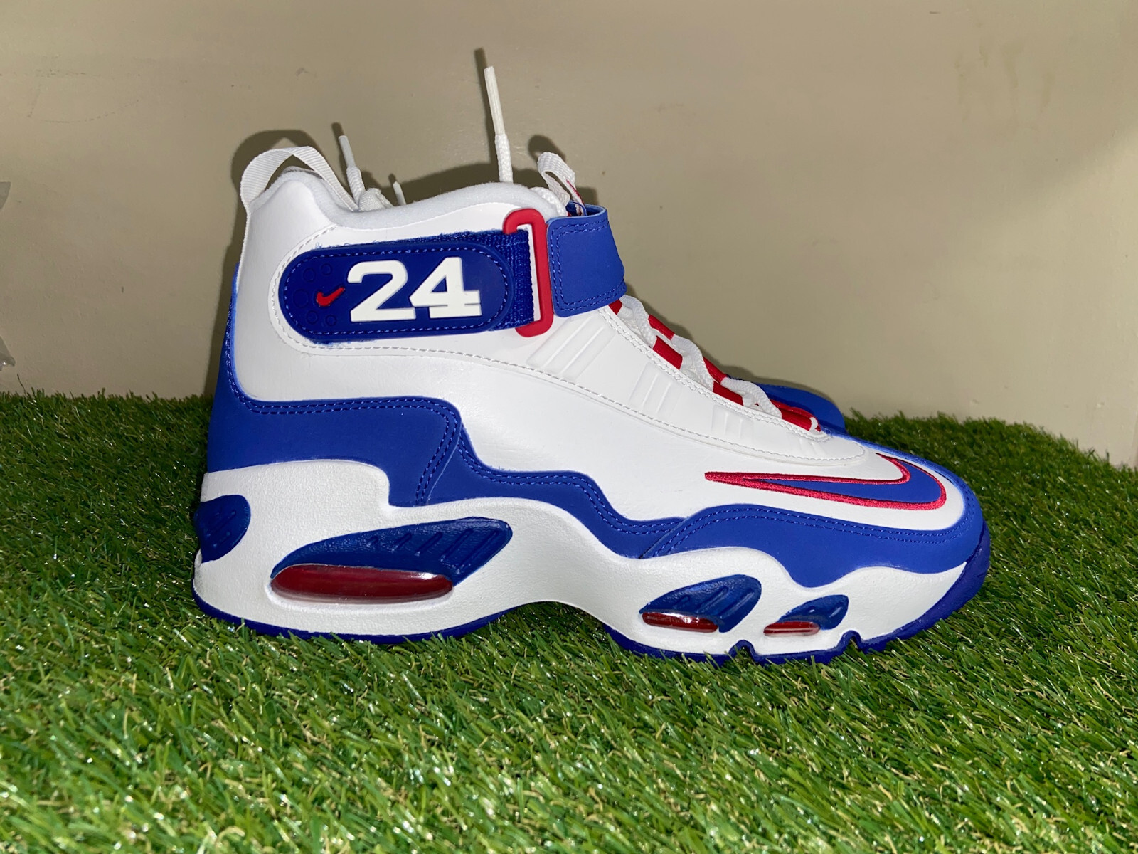 Nike Air Griffey Max 1 USA 2022 New York Giants Shoes DX3723 100 Mens Size 8.5 eBay