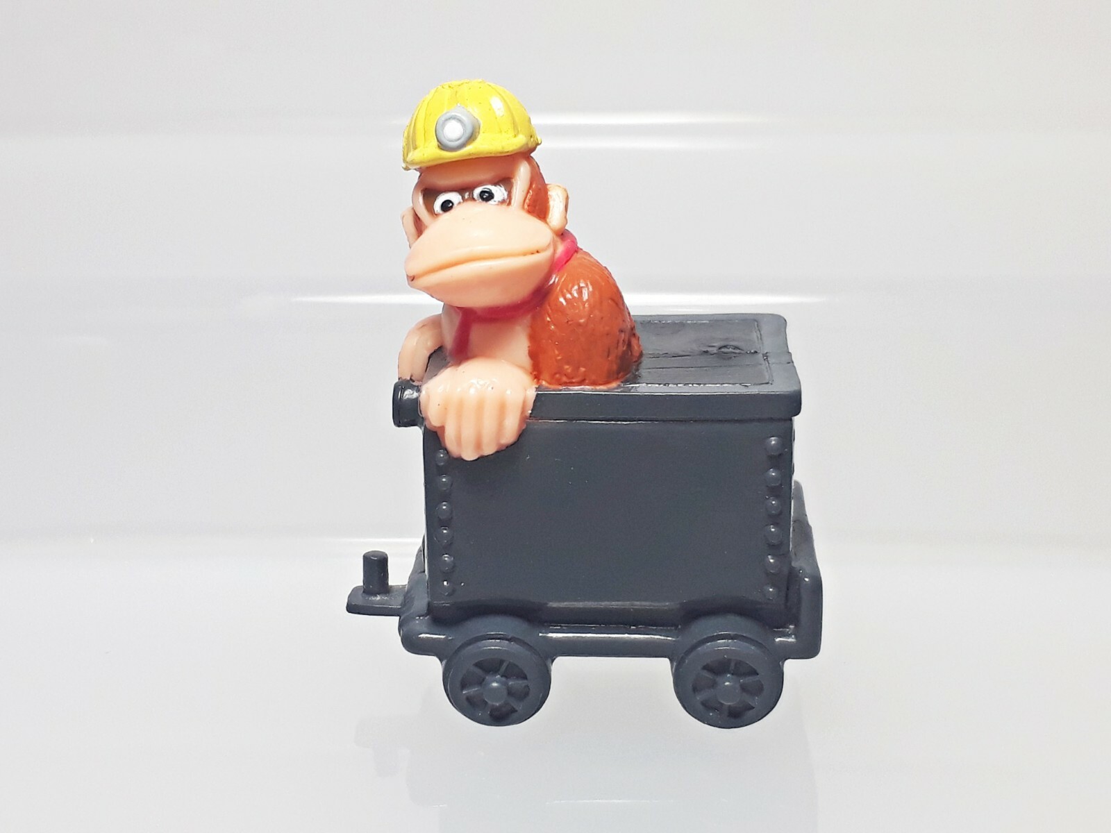 DONKEY KONG(B)ブランケット(F)タオル(G)チャーム(H)バック Amazon.com: Franco Collectibles Nintendo Donkey Kong Gaming