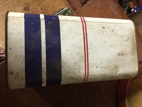 Wake Up Viz Motor Oil 2 Gal Metal Empty Can