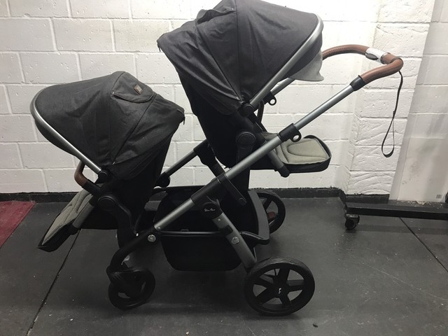 swan prams