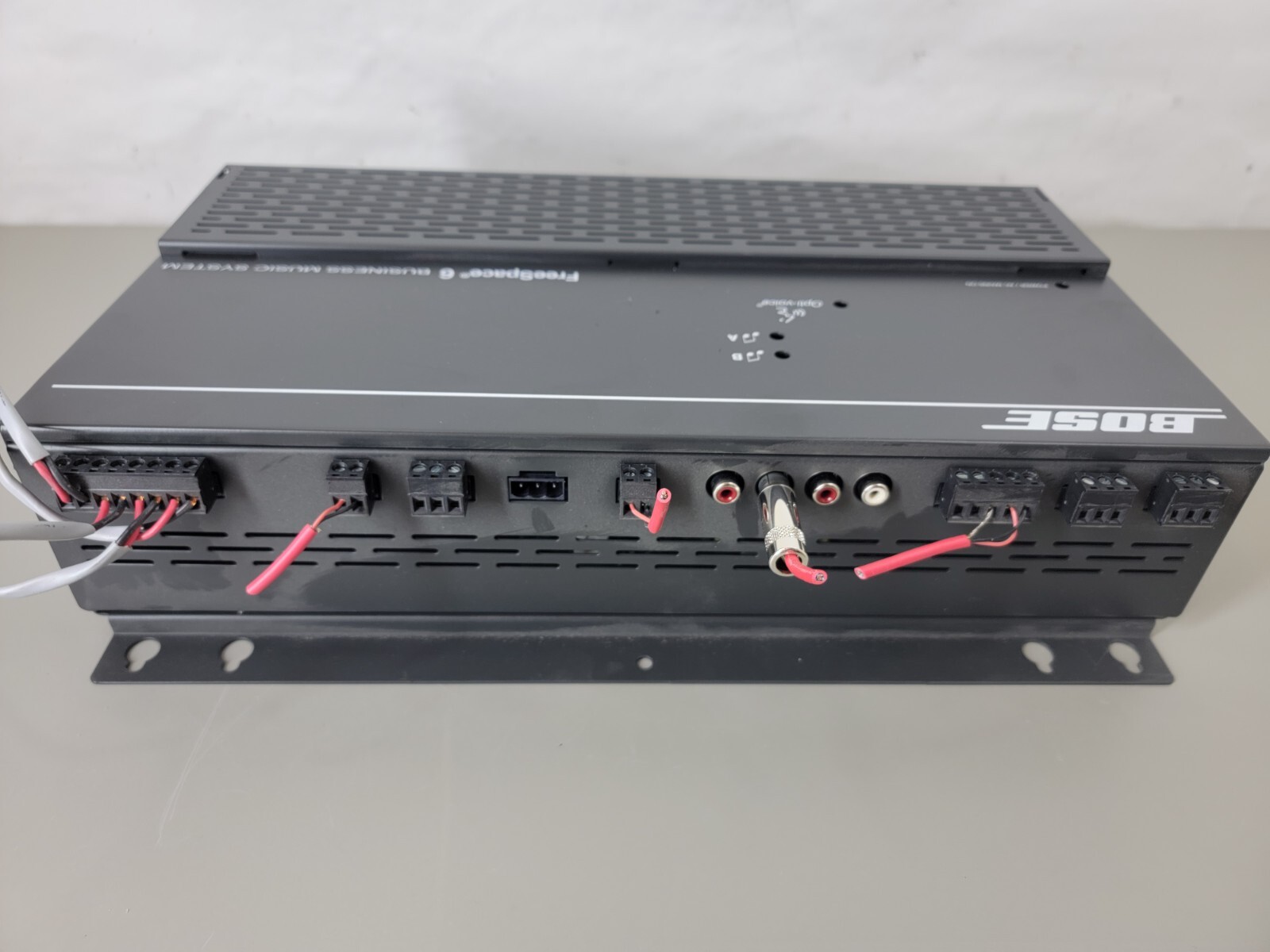 アンプ Bose FreeSpace Amplifier Bose FREESPACE Business Music System E4 Amplifier Bose | eBay