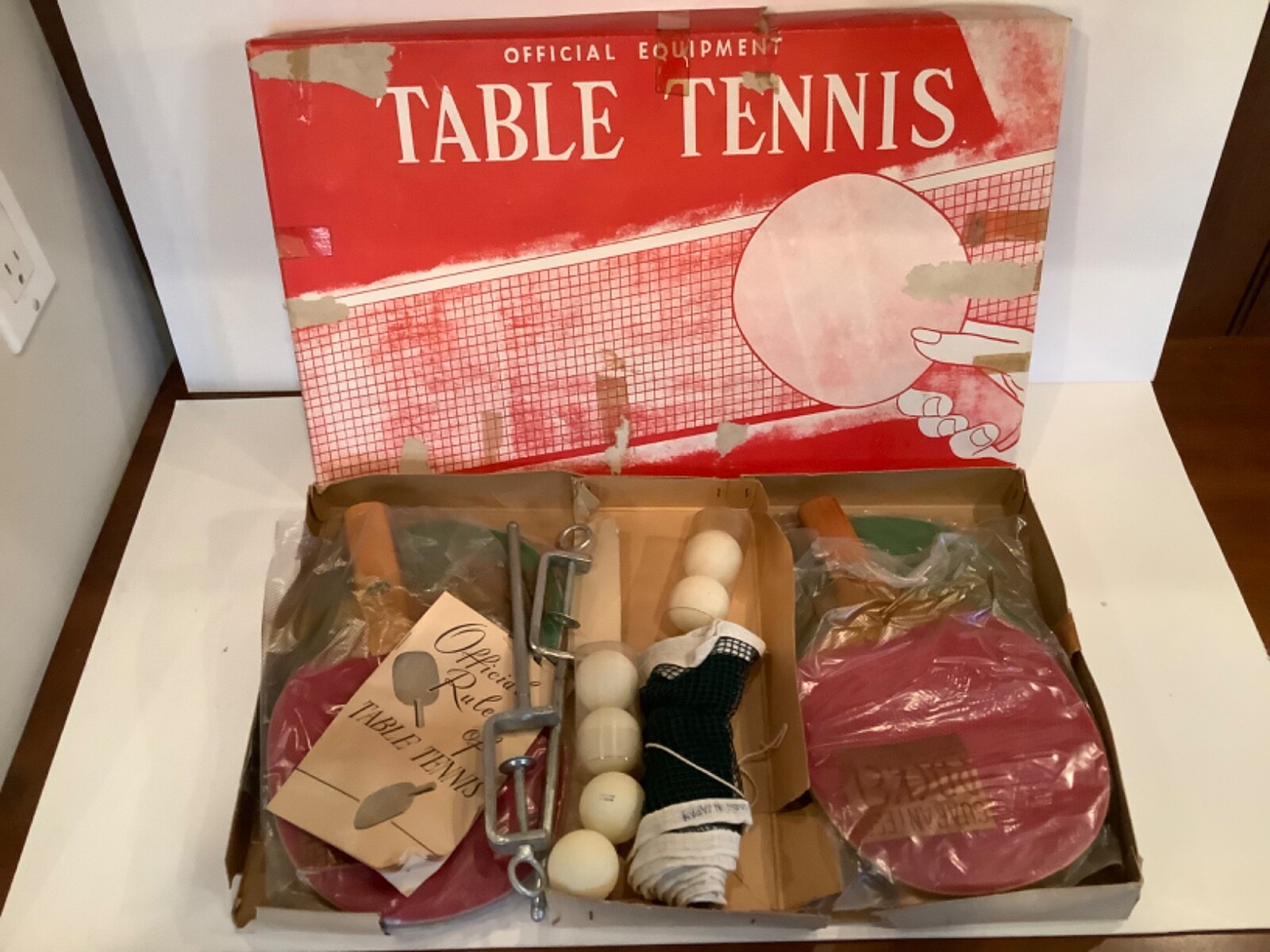 Tennis Set 4 St. Brite I Line Paddles, Ping Pong Balls