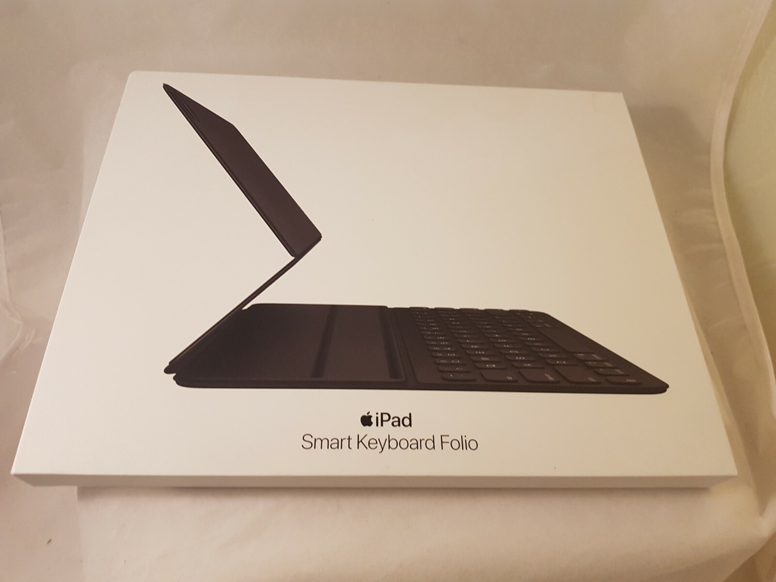 Apple Smart Keyboard Folio 12.9 Apple Smart Keyboard Folio 12.9