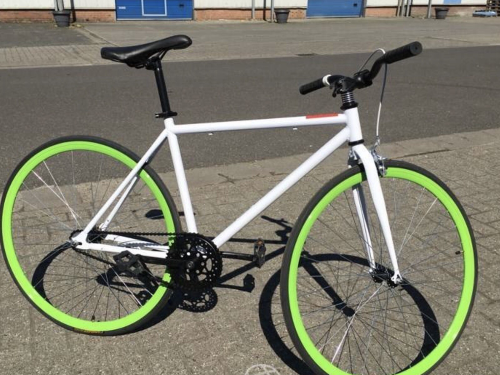 Trident Fixed Gear Bike Neu verschiedene Farbkombis