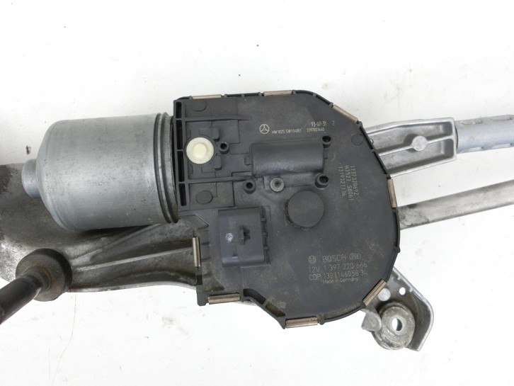 Mercedes W204 S204 C250 07-14 Wischermotor m. Wischergestänge Vorne Mercedes W204 S204 C250 07-14 29.08.2013... Vorschau 3