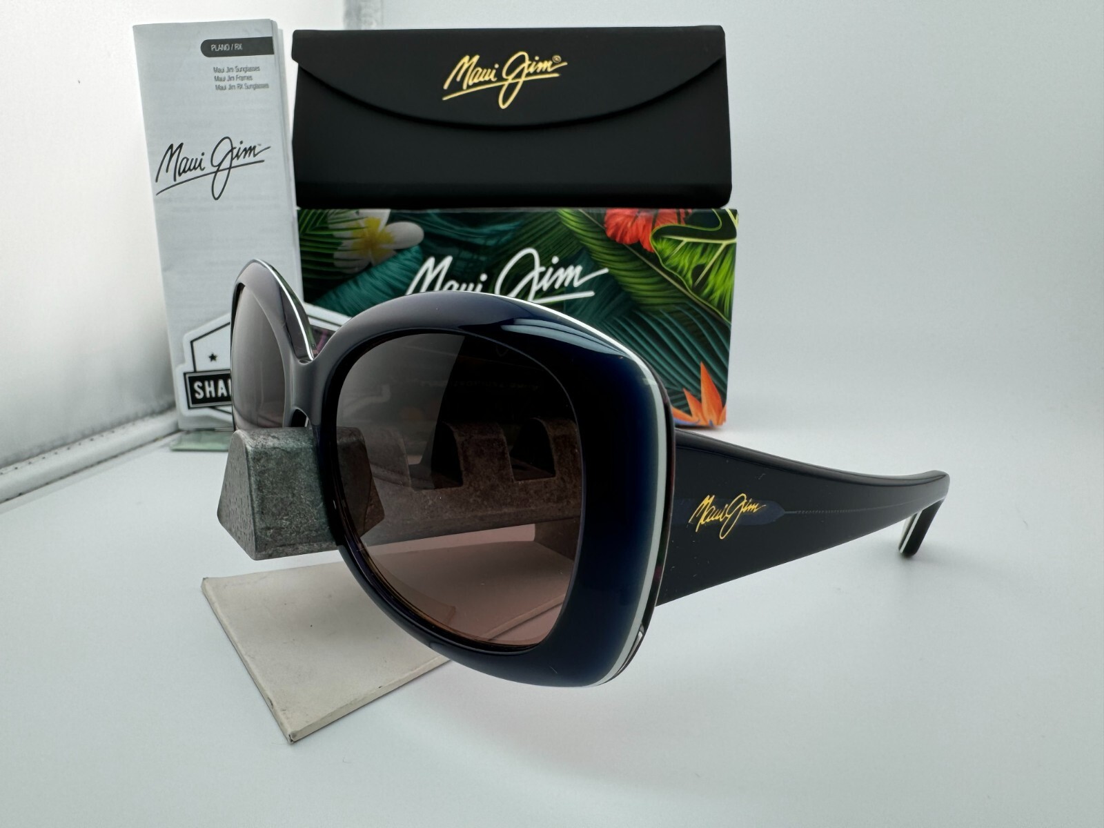 Pre-owned Maui Jim Limited Edition Charlie Lyon You Move Me 280-52 Polarized Sunglasses In Pink