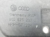 VW Golf 5 V 1K 03-08 MPI 1,6 75KW Unterfahrschutz Motor VW Golf 5 V 1K 03-08 27.10.2004 1K0825237J gebraucht Vorschau 5