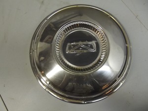 1971 Ford truck hubcaps #1