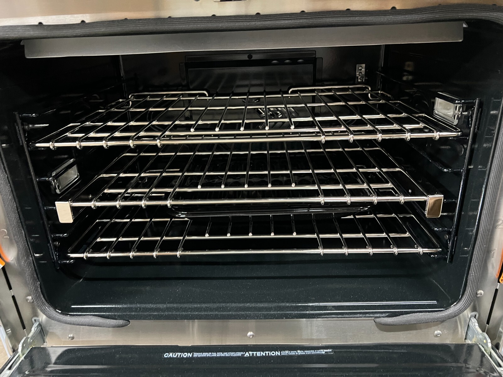 Thermador PRD304WHU - 30" Pro Harmony Dual Fuel Range 4 Burners Stainless