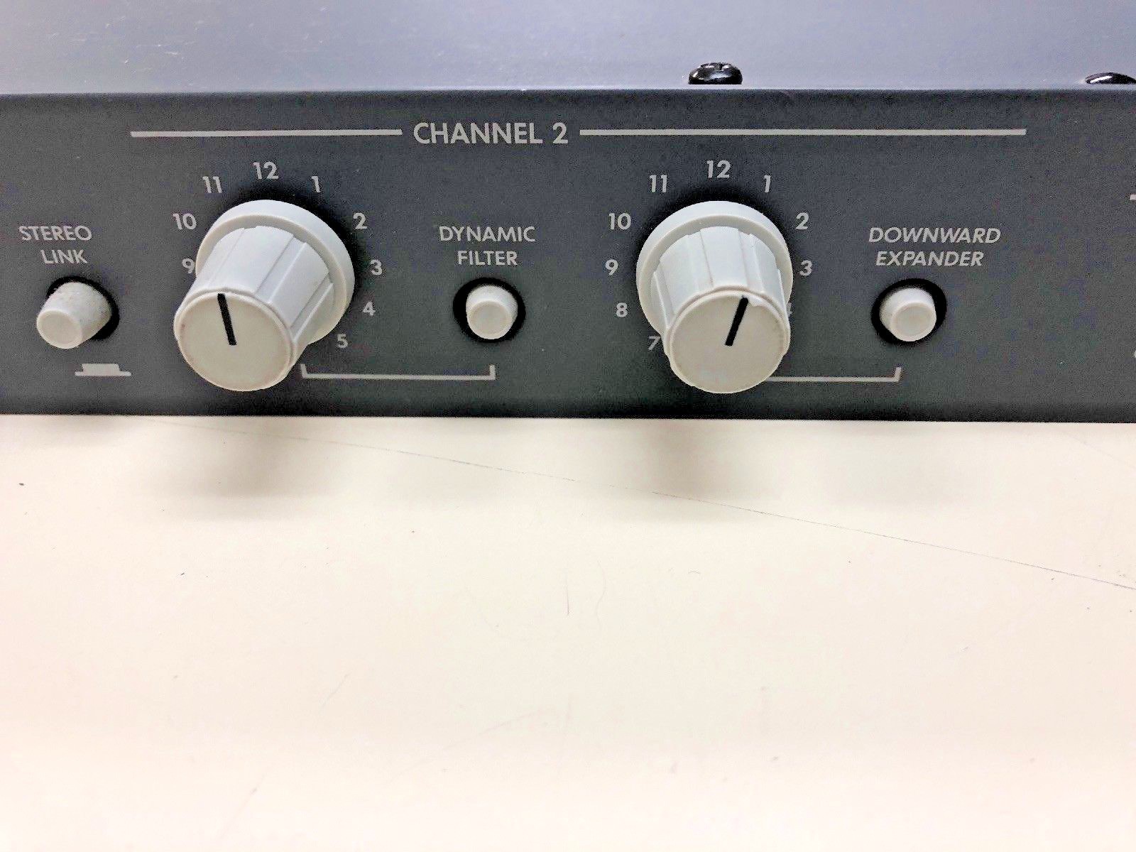 Symetrix 511 Noise Reduction System - Expander / Dynamic Filter / Noise Reducer