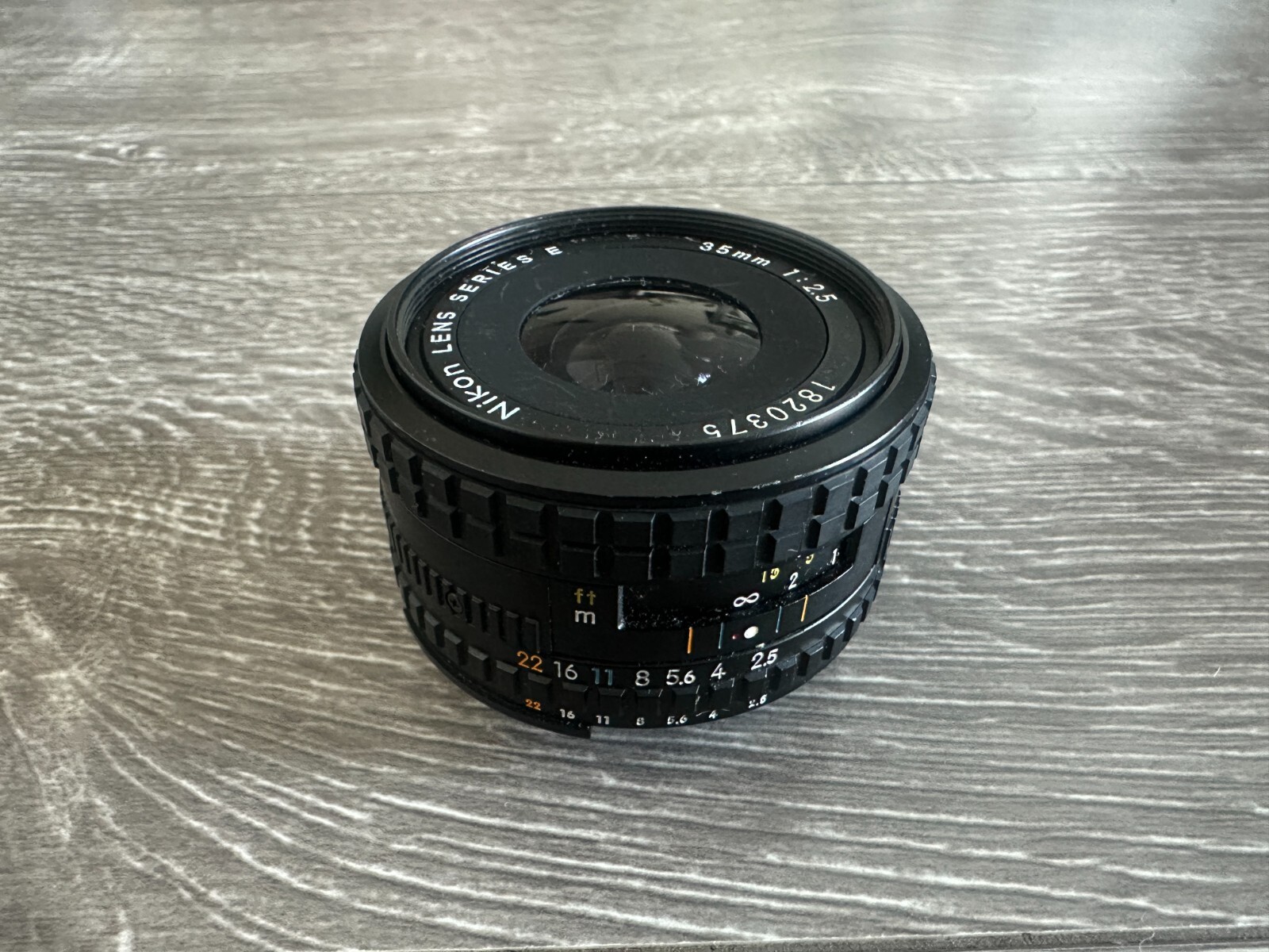 ꙮ Nikon Series E 35mm f/2.5 Manual Focus Wide Angle Prime