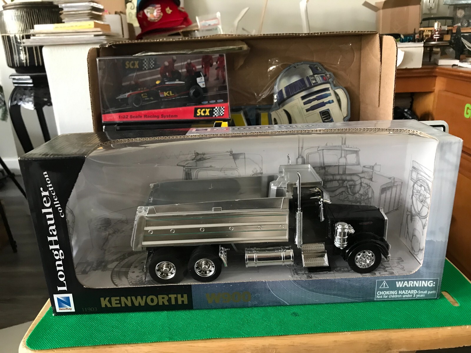 Amazon.co.jp: KENWORTH T2000 1/32 DIE-CAST トラック 黄 ダイ