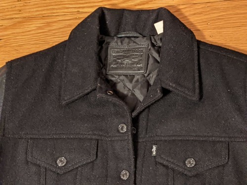 LEVI BLACK LEATHER WOOL VARSITY TRUCKER JACKET Womens M THERMORE