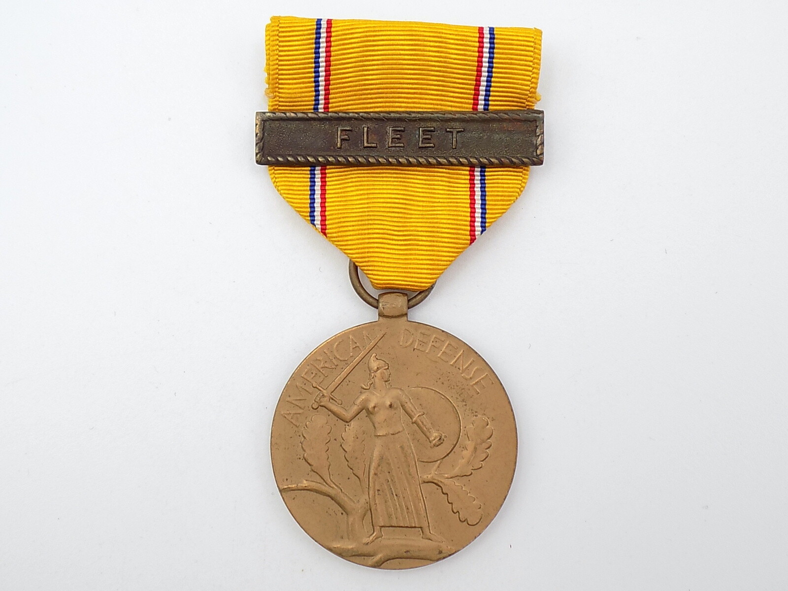 Original WWII US Armed Forces American Defense Medal w