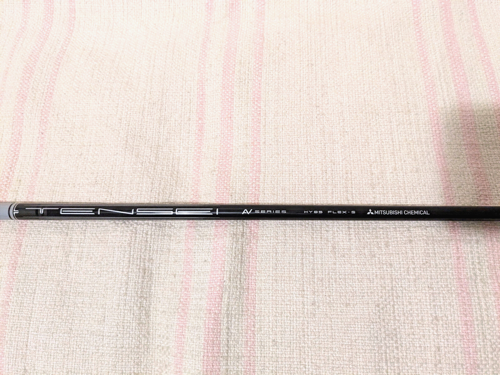 Amazon.com : MCA Golf Mitsubishi Tensei AV RAW White 75