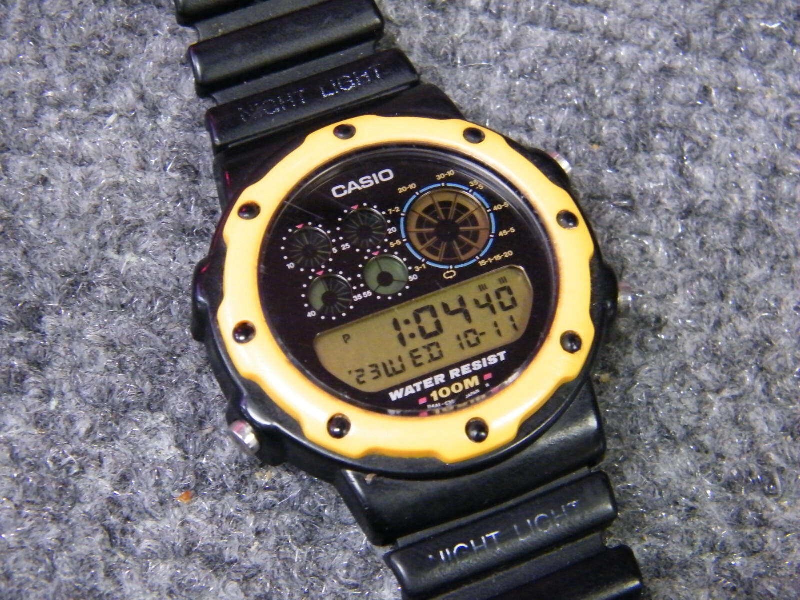 CASIO PGW-92 デジタル腕時計  ヴィンテージ レアA1550 $_57.JPG?set_id=880000500F