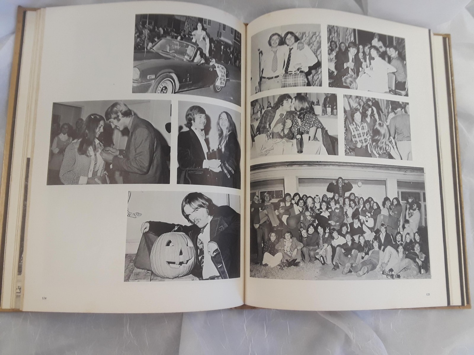 1974 Northeastern Oklahoma State University Yearbook Tsa La Gi
