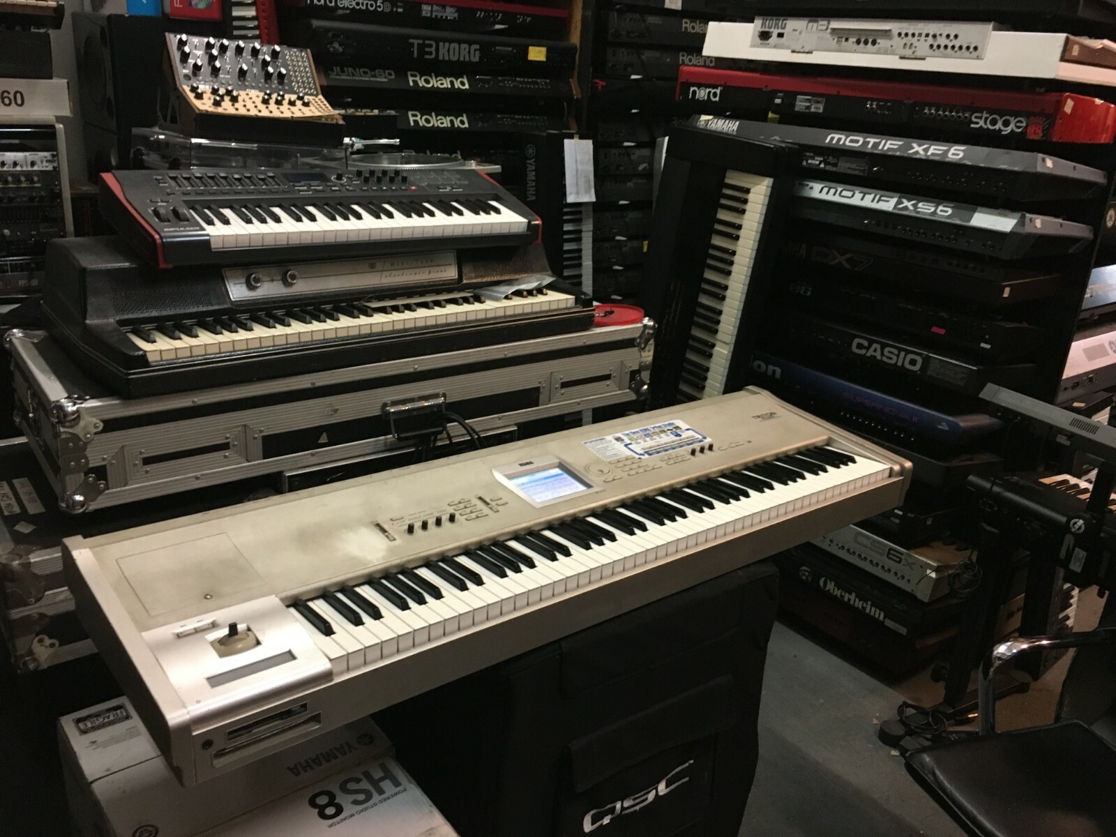 Korg Triton Studio 88 key fully weight Workstation keyboard 16meg
