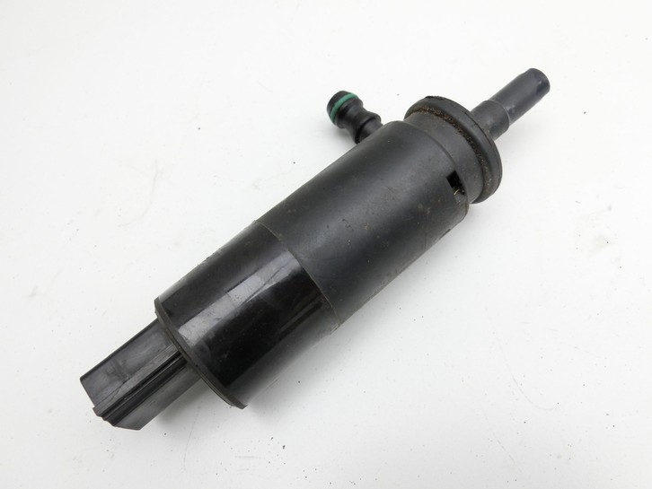 Mercedes S204 W204 C200 08-11 Waschwasserpumpe Wischwasserpumpe Waschpumpe Pumpe - Bild 2