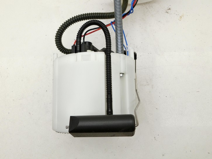 Opel Astra K 15-19 1,0 77KW Kraftstoffpumpe Kraftstoff Förderpumpe Tankgeber  - Bild 4