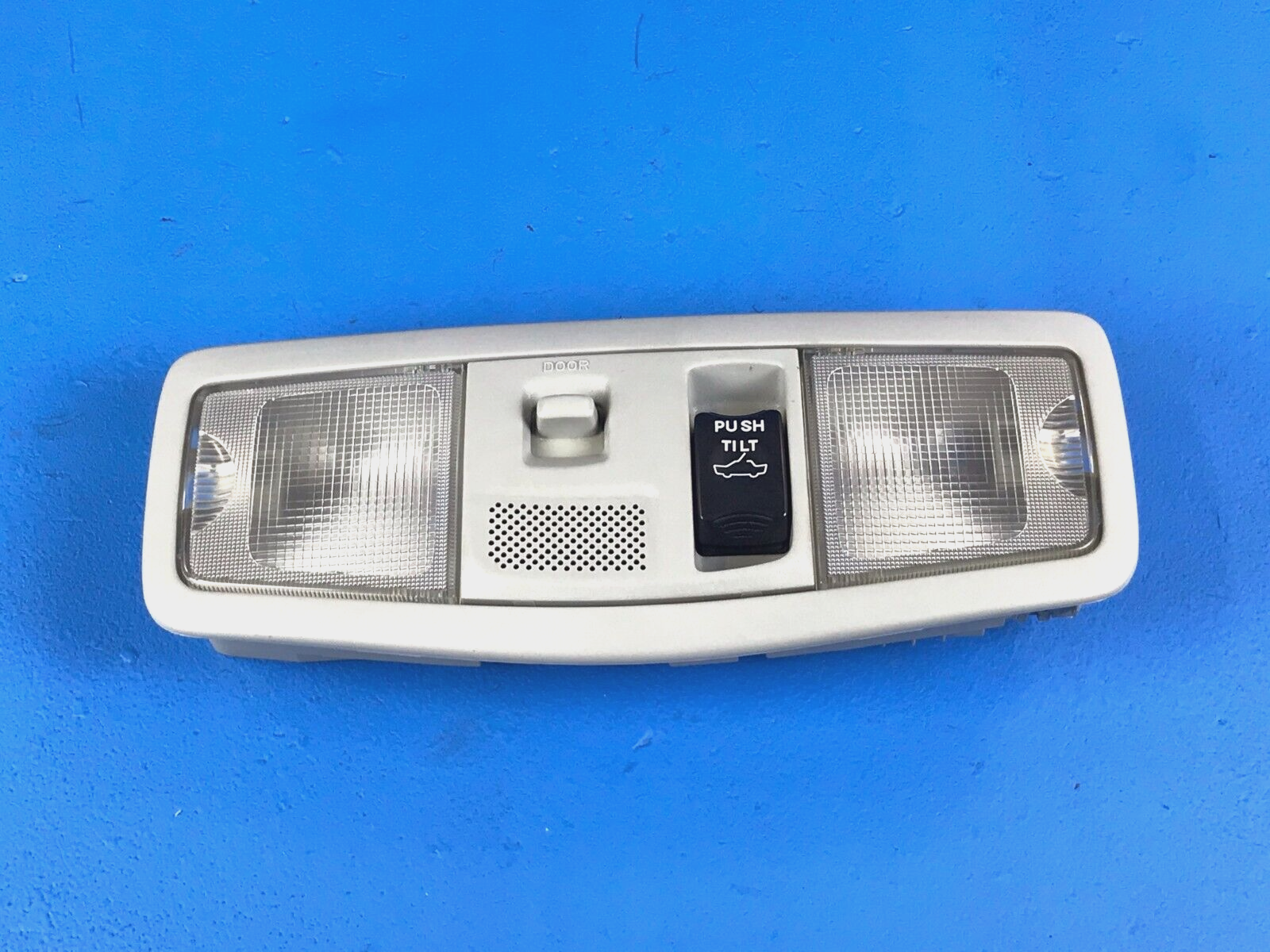 08-15 MITSUBISHI LANCER 10 EVO X FRONT ROOF DOME READING LIGHT