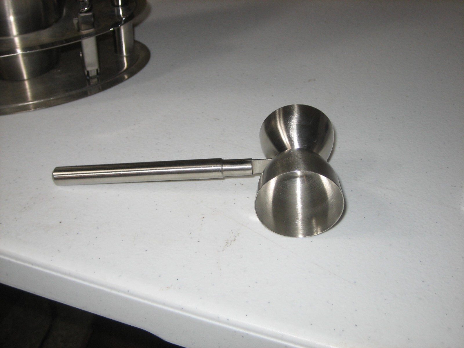 COCKTAIL SHAKER 6 PIECE BAR LIQUOR SET--18/8 STAINLESS STEEL SET